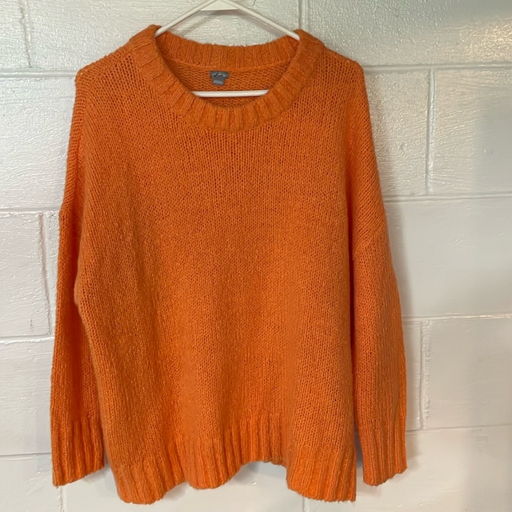 Women’s Sweater